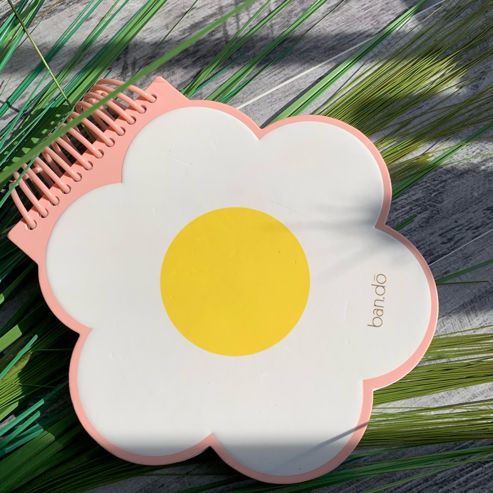 Bando
Daisy Notebook